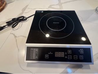 Like new induction cook top