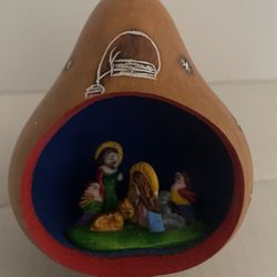 Handcrafted Naitivity Set In A Small Gurd
