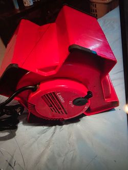 Small blower with a USB