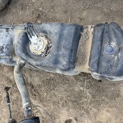 2002 gmc Sierra gas tank $75