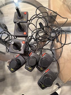 Atari 2600 Joysticks & Paddles Lot 7 Pcs 9-Pin Untested