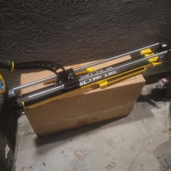QEP 30 in. Slimline Professional Tile Cutter. In Excellent Condition! Retails $200 With Taxes!!Others Avail. Look At My Profile 