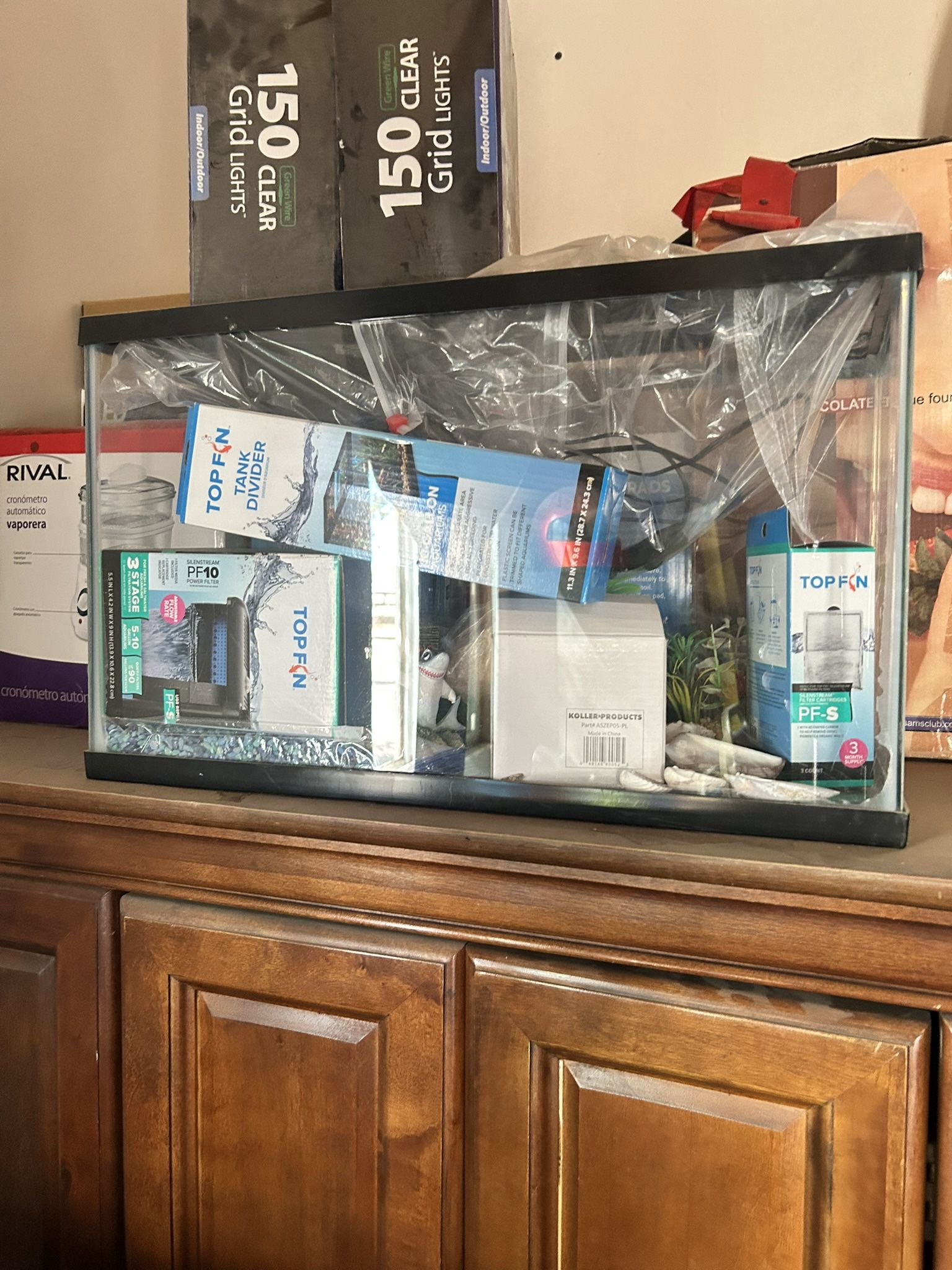 10 Gallon Fish Tank With All Acsesories