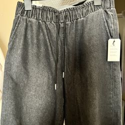 Womens Joggers Size Large $5