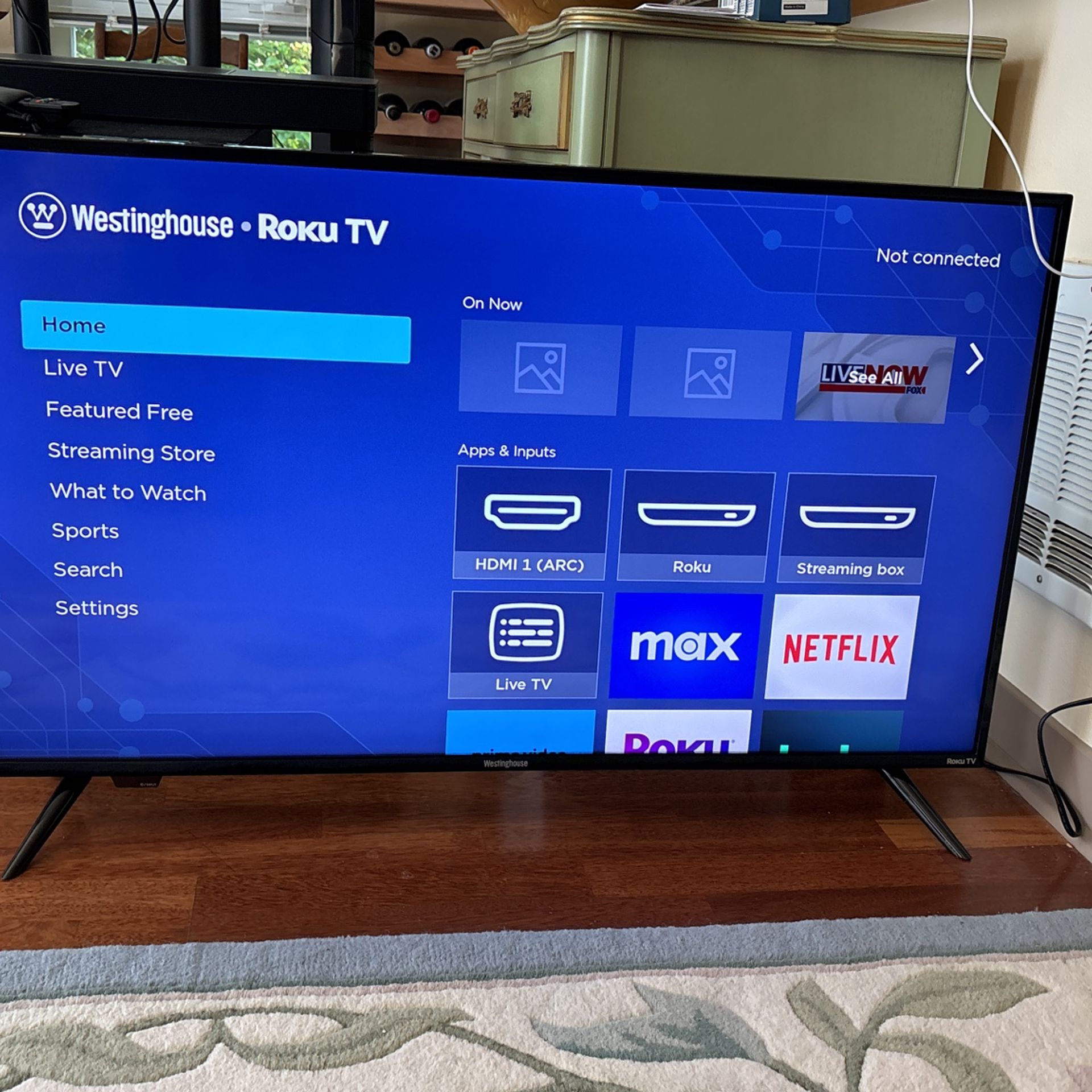 Westington Roku 45”  4k Smart Television 