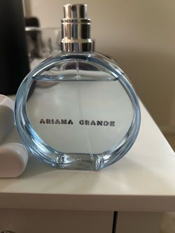 Ariana Grande Perfume Bottle