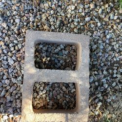 CONCRETE BLOCKS I HAVE 10 ALL IN GREAT CONDITION