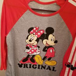 Disney Mickey And Minnie Girl Size Medium  Shirt.