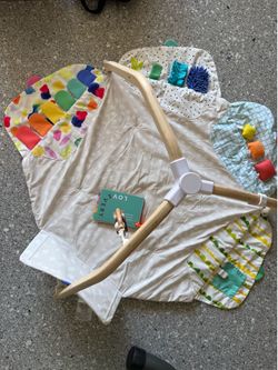Lovevery playmat