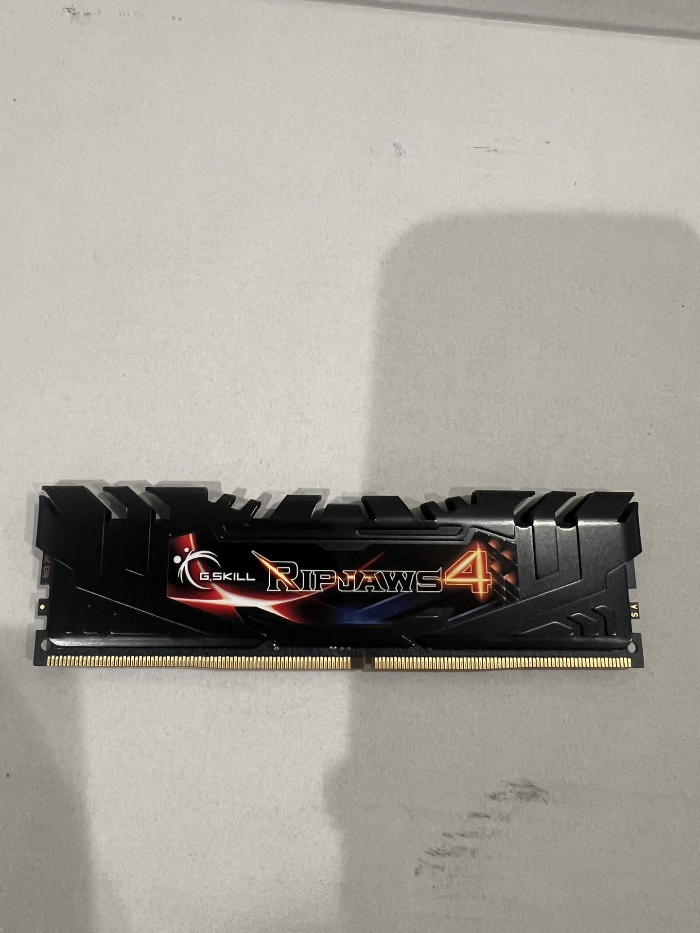 RAM DDR4 16Gb 2400mhz