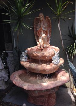 Fuente con angel 3 bases presiosa