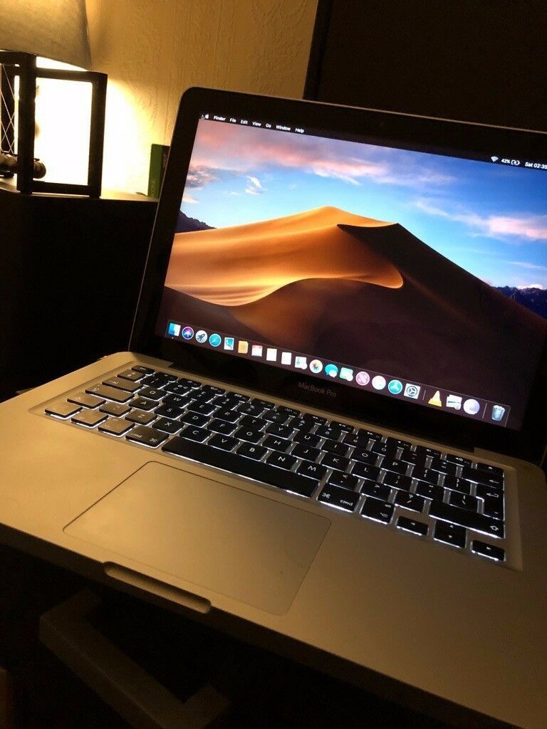 MacBook Pro i5 13” excellent working condition with brand new charger Must see best deal for students and business and music