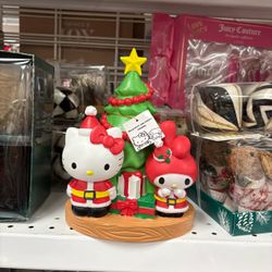 Hello Kitty & Friends Christmas Tree Figurine