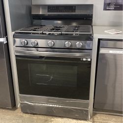 Black Stainless Gas Stove