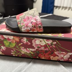 Women’s Gucci Slides 