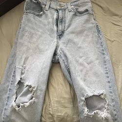 Levi’s Mom Jean