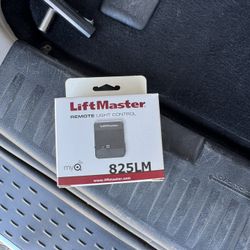 LiftMaster 825LM Remote Light Control