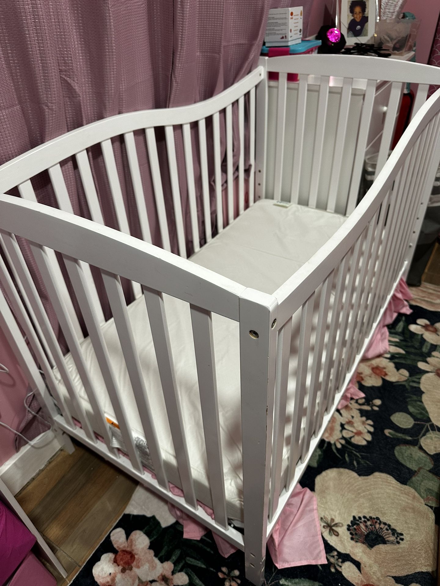 Convertible Crib And Mattress 
