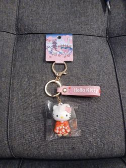 Hello kitty keychain