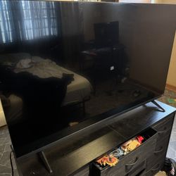 55 Inch Vizio Tv Fairly New 
