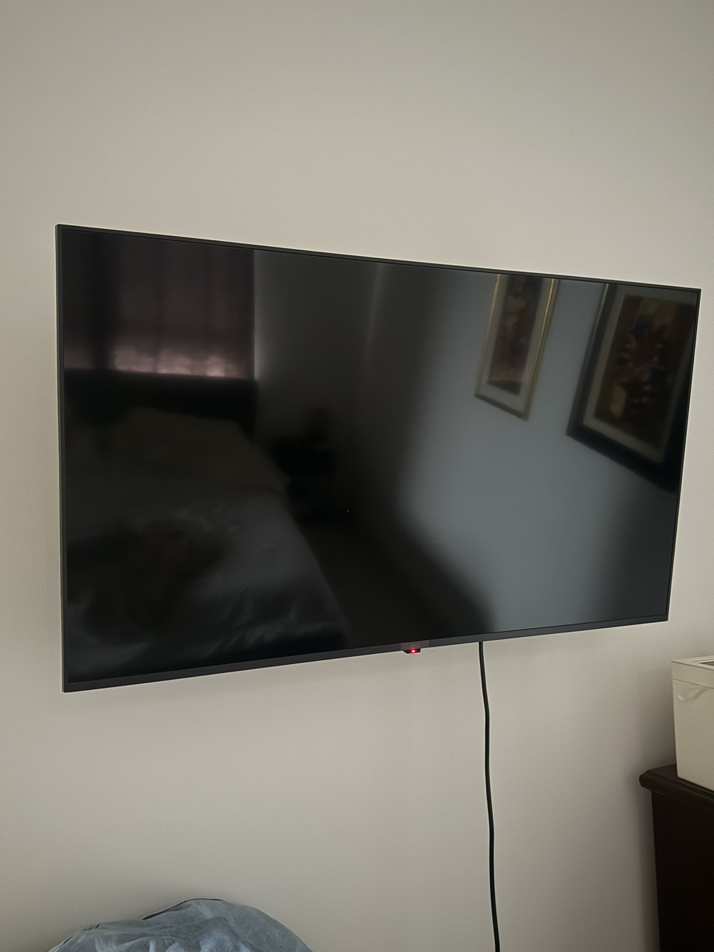 LG 43” TV