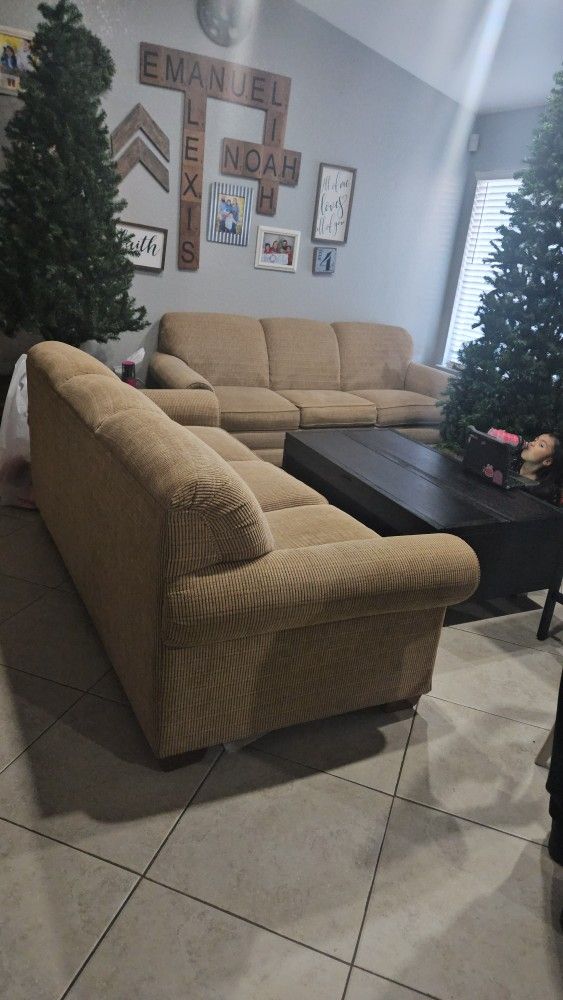 Lazboy Sofa Set
