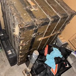 Military Foot Locker 1940s