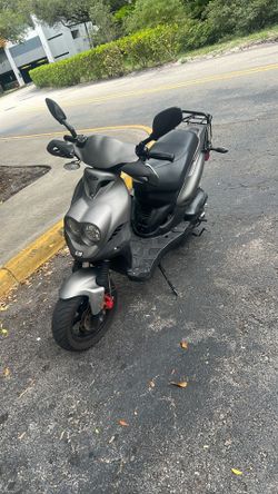 Rough House 50 Cc Scooter