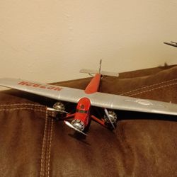 Humble Ertl Banks Die Cast Model Plane 
