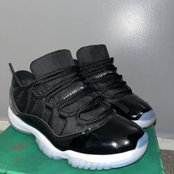 Jordan 11 retro Low Space Jams