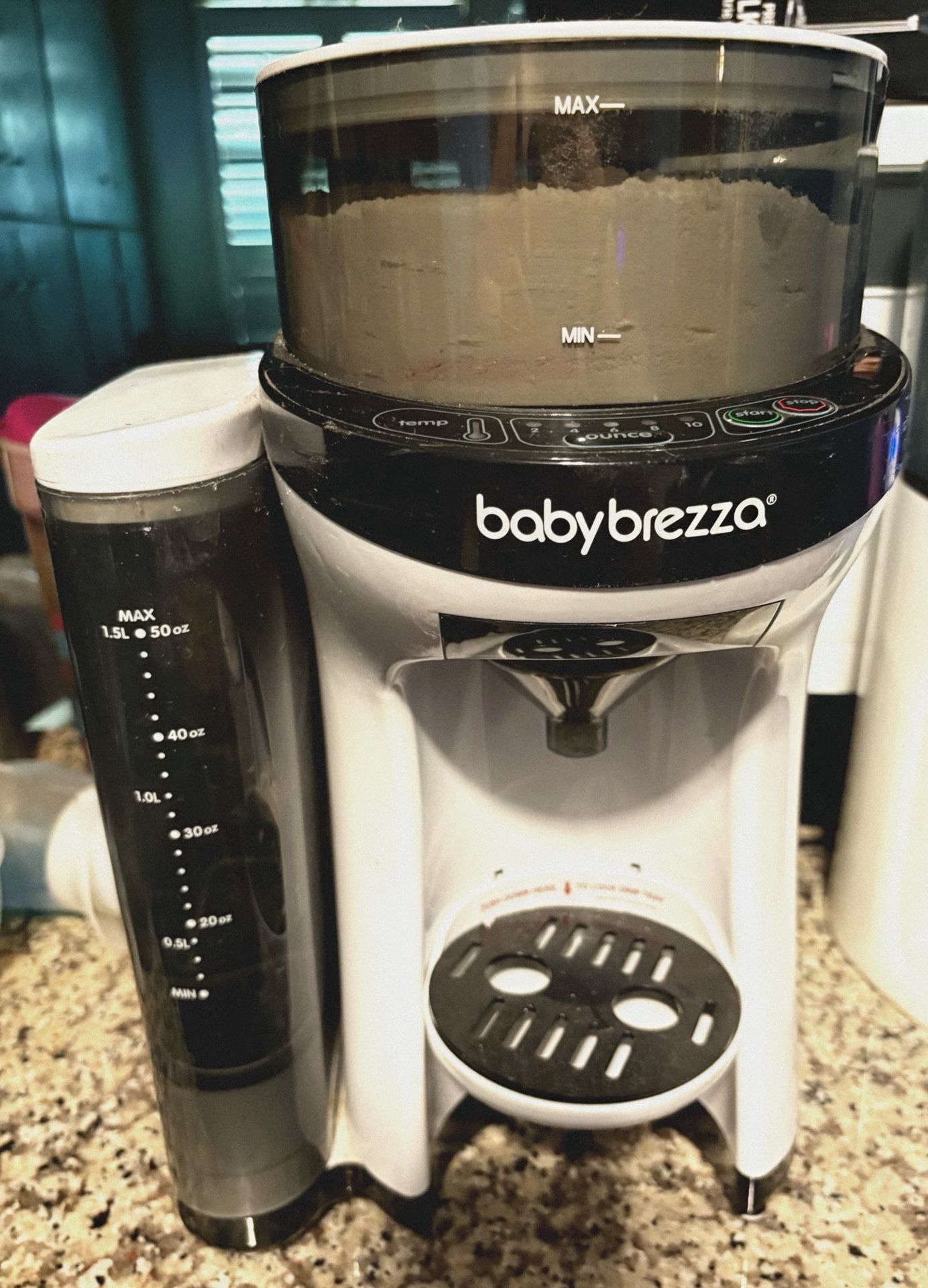 Baby Brezza Automatic Formula Dispenser