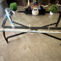 Coffee Table And Side Tables 