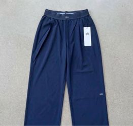 NEW alo trousers (navy blue)