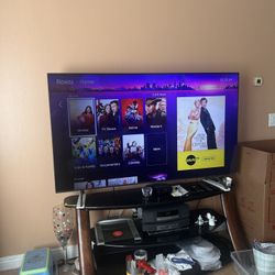 Furnitures And Smart Tv For Sale