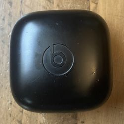 Beats Bluetooth Charging Box W/out Earbuds 