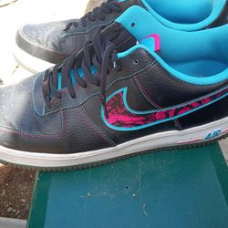 Mens shoes