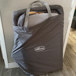 Chicco lullago portable bassinet