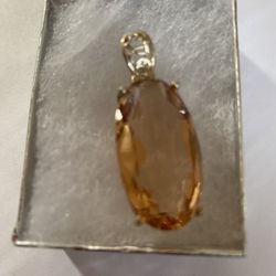 Sterling silver pendant 