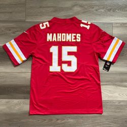 Brand new Chiefs Patrick Mahomes Jersey size Medium & Large 