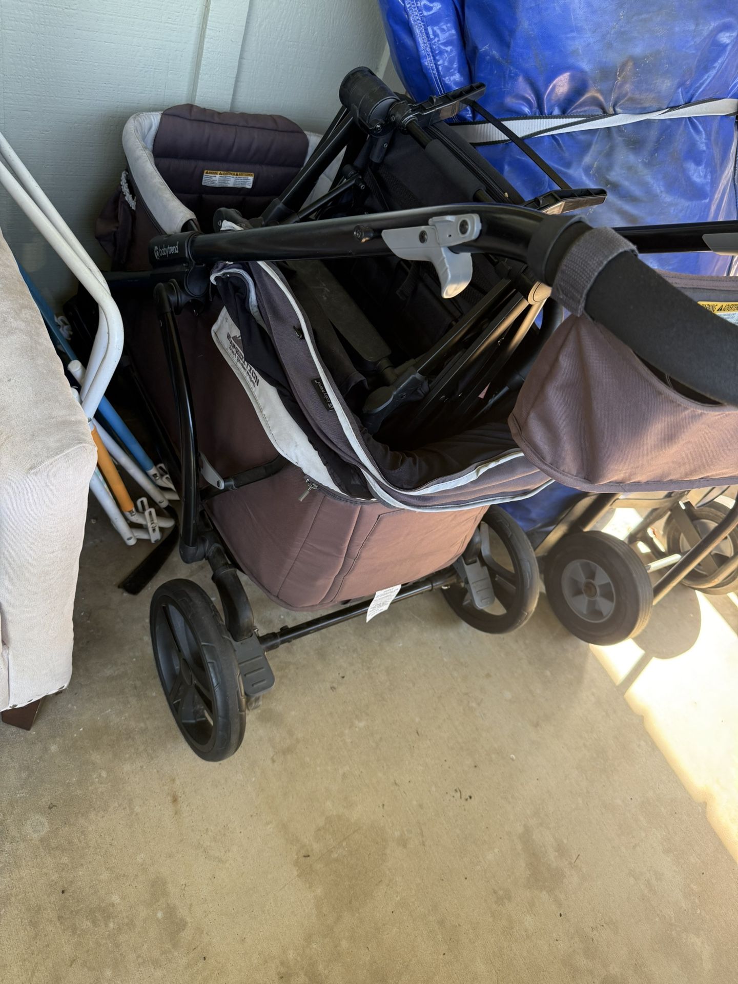 Expedition 2 In 1 Wagon