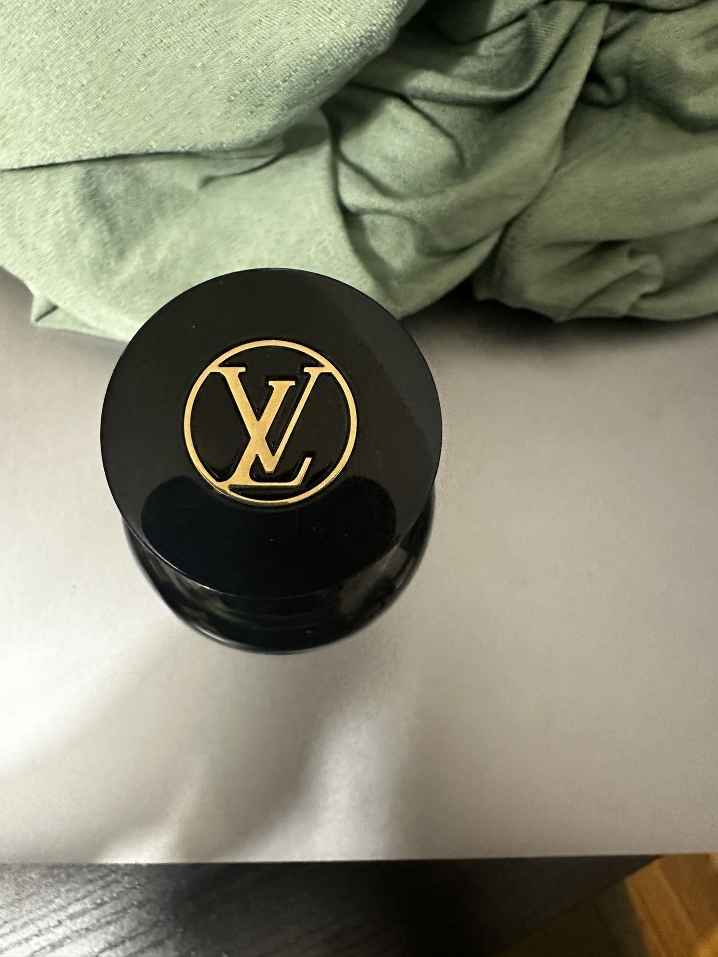 Louis Vuitton Ombré nomad