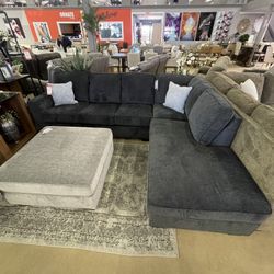 Altari 2pc Sectional Sofa w/ Chaise