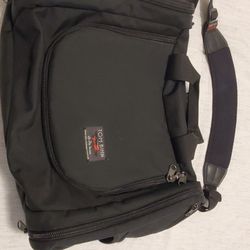 Tom Bihn Aeronaut 30 Carry-on Duffel Backpack