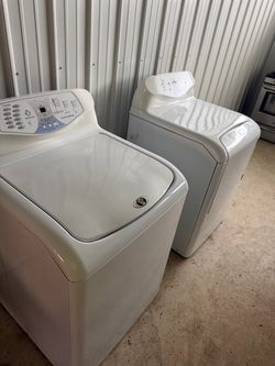 Washer and dryer has/ propane