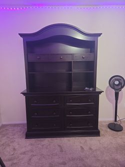 Dresser and hutch