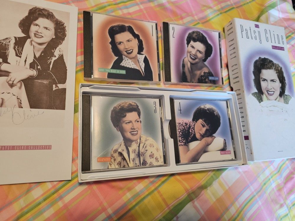 $25.00 - (4) CD Collection By Country Singer, PATSY CLINE! AUTOGRAPHED BY ARTIST! Includes History Booklet!