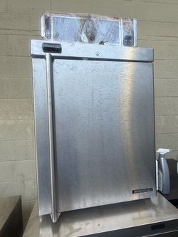 Hoshizaki Commercial Reach-In Refrigerator – Stainless Steel