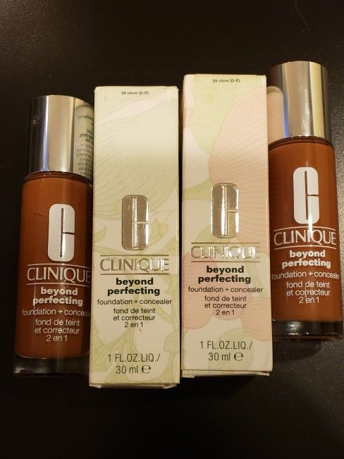 CLINIQUE Beyond Perfecting