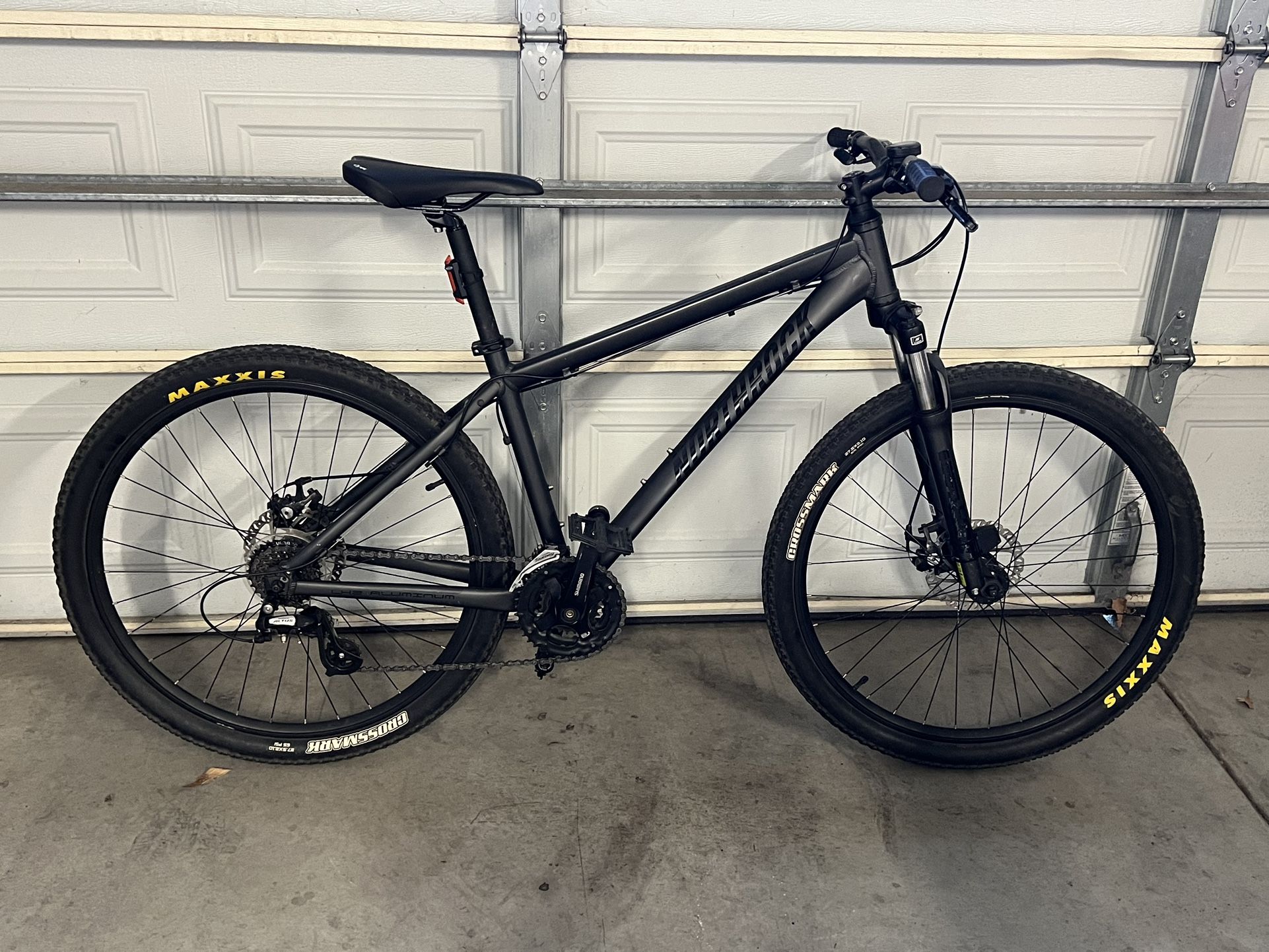 Northrock bikes xc27 price hotsell