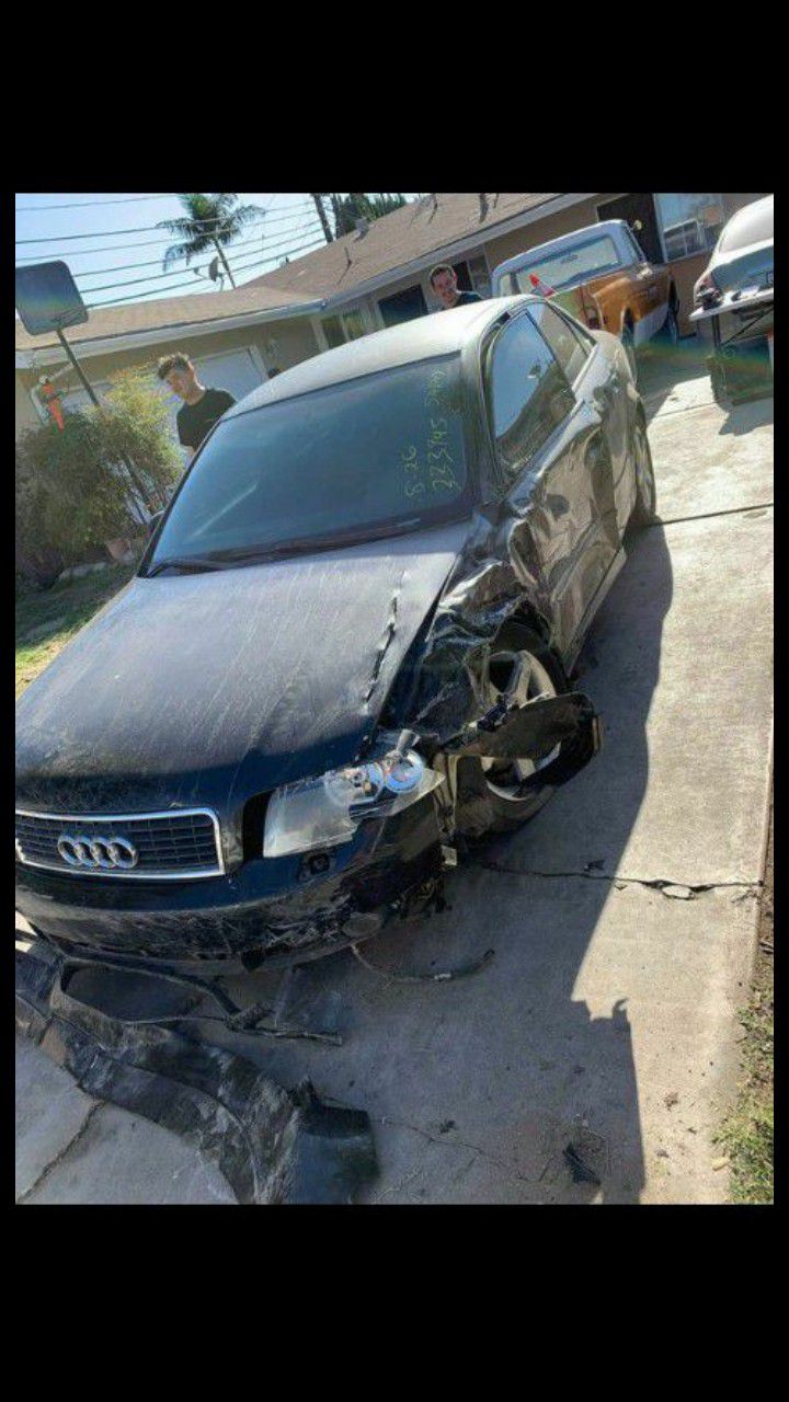 PARTING OUT 2004 Audi A4 1.8 turbo
